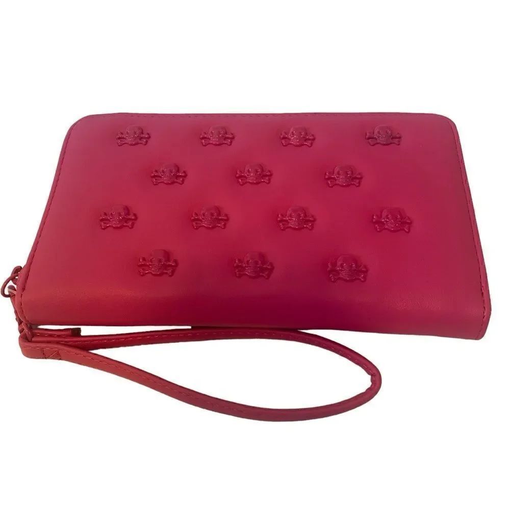 Betsey Johnson Studded Skulls Hot Pink Zippered Wallet/Clutch w/Detachable Strap